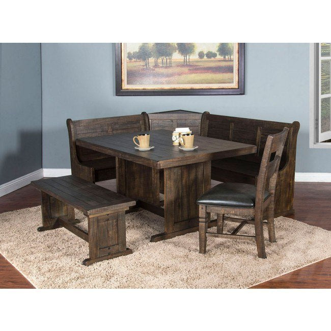 Homestead Breakfast Nook