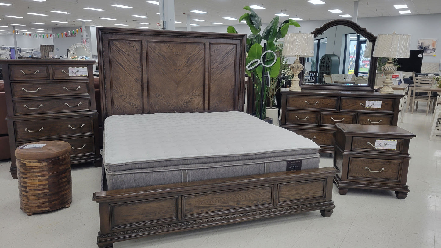 0430 Bedroom Pieces-Items could be sold separately