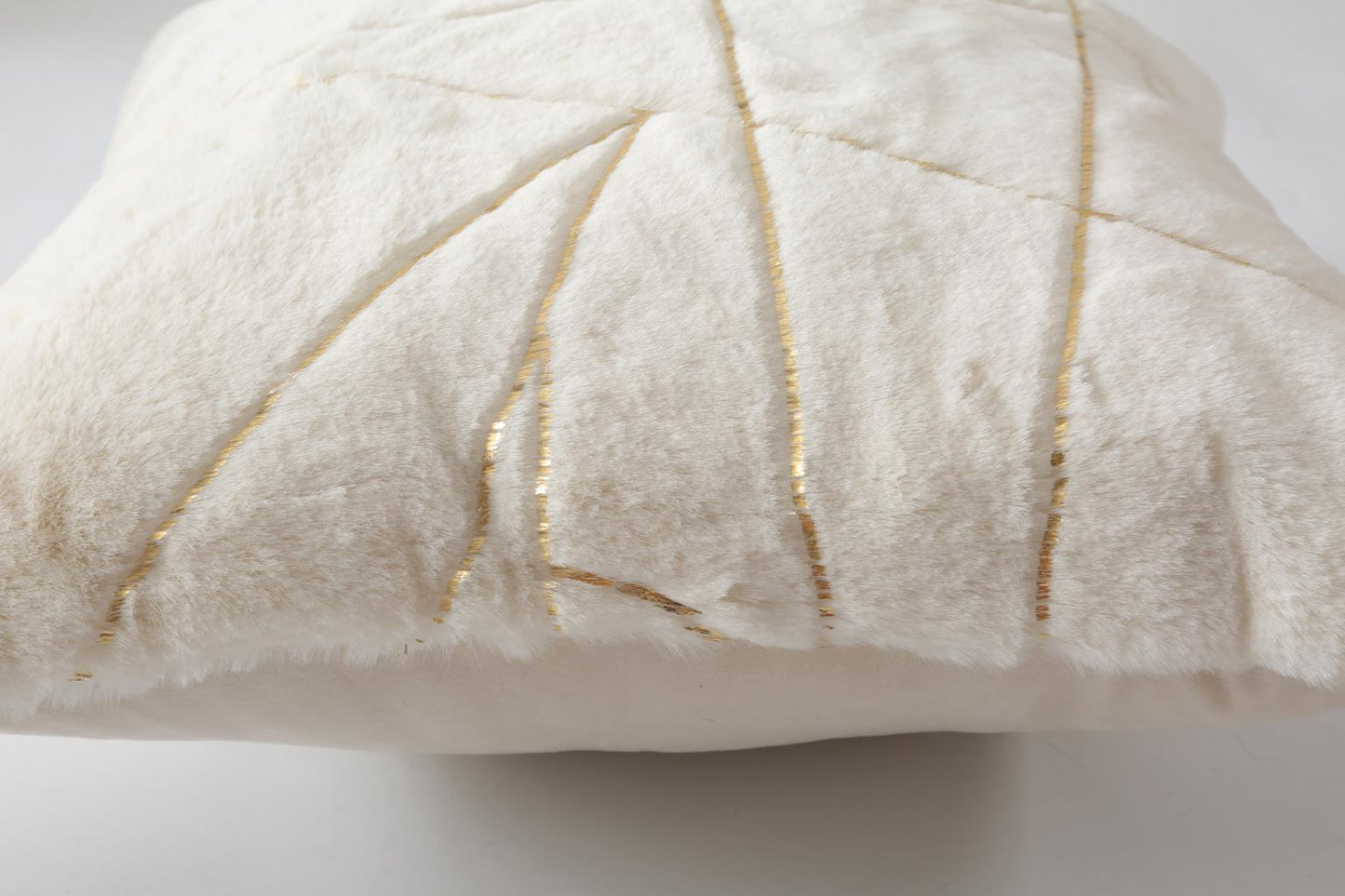 Emma Pillow (EMP01)