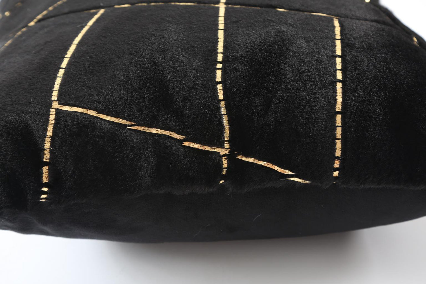 Emma Pillow (EMP02)