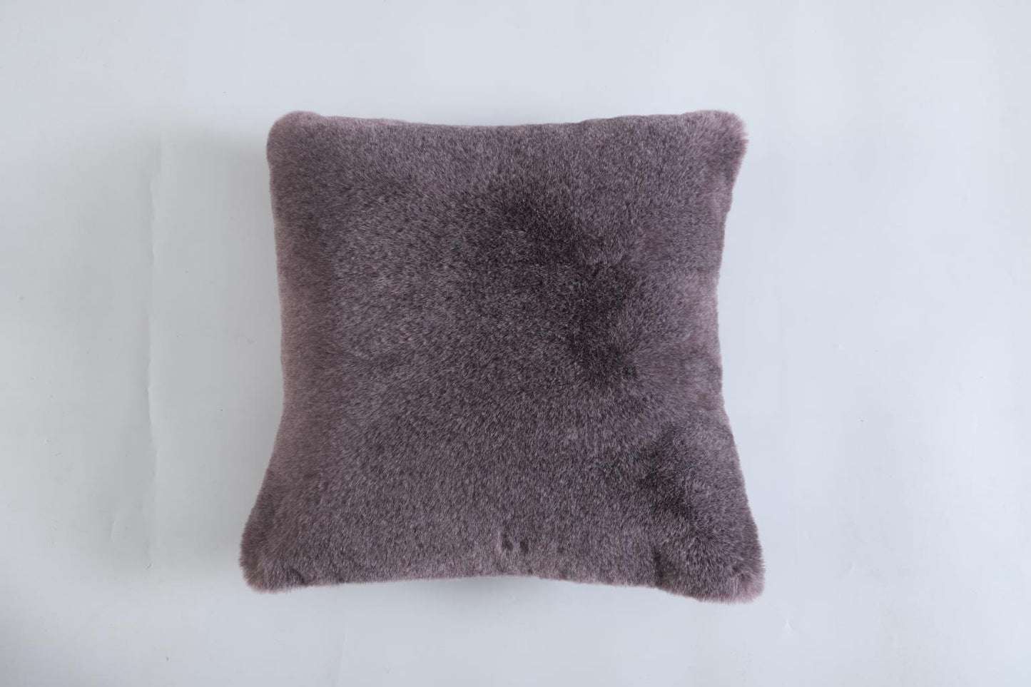 Emma Pillow (EMP05)