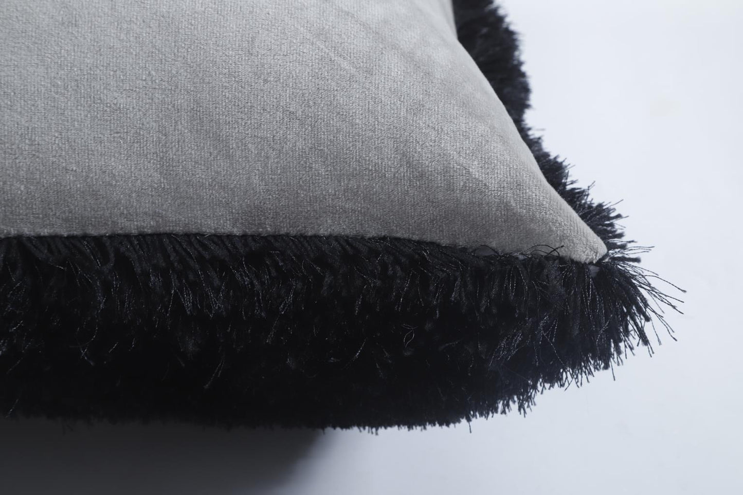 Mateo Pillow (MS02P)