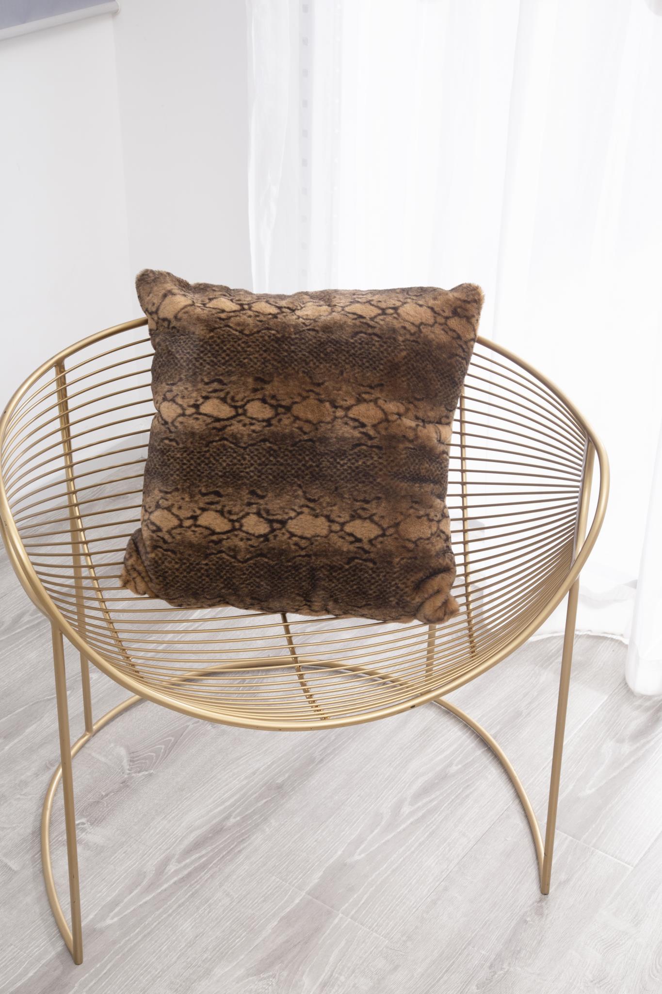 Faux Rabbit Fur Pillow (FU03P)
