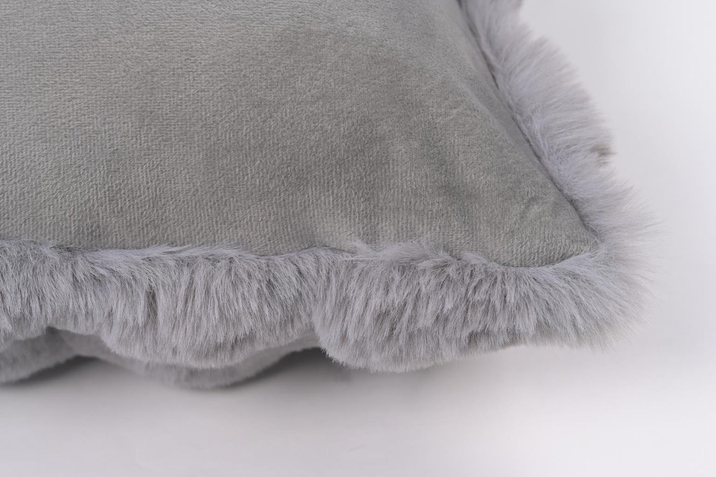 Valencia Pillow (VF01P)