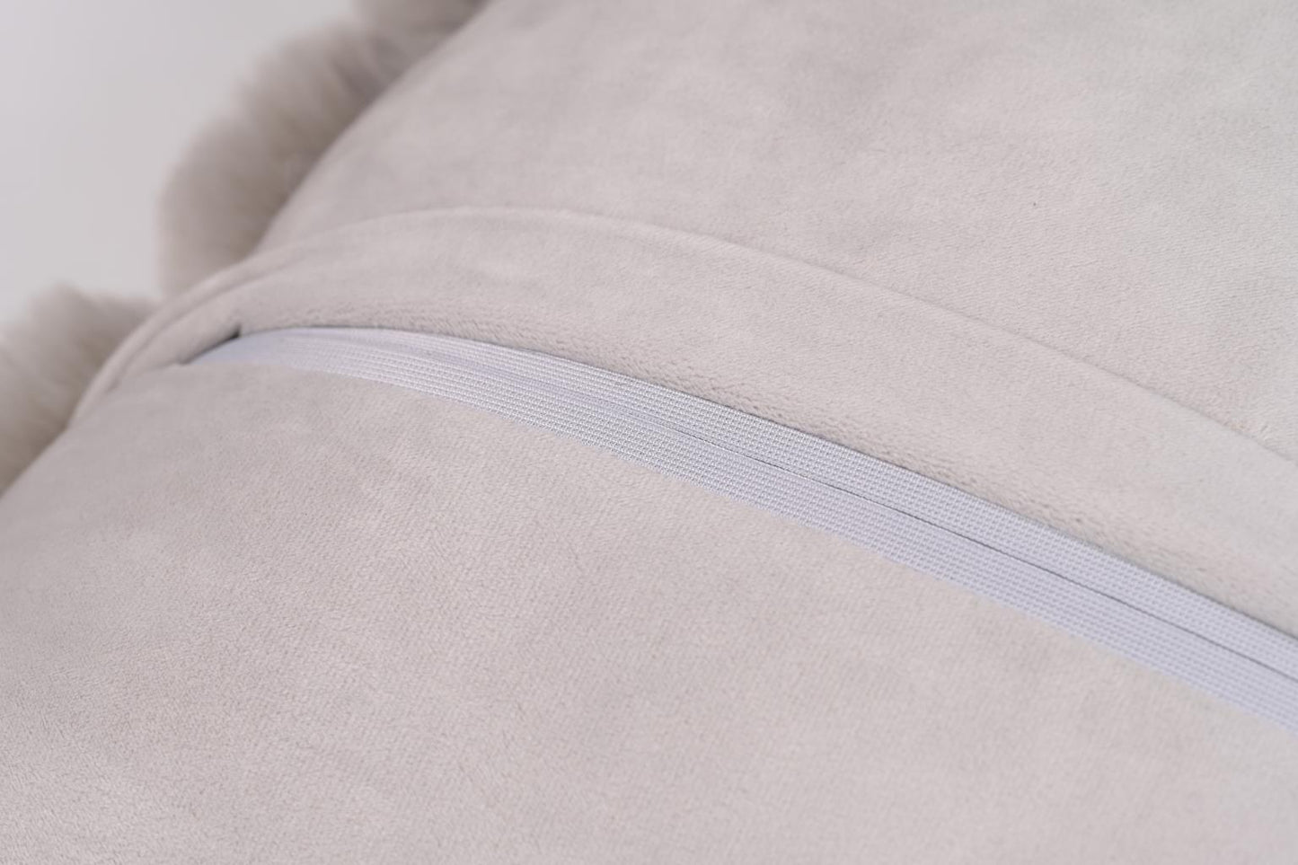 Valencia Pillow (VF02P)